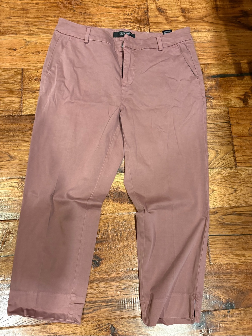 Liverpool Los Angeles Victorian Mauve Crop Pants Size 12/31 Stretch 24”